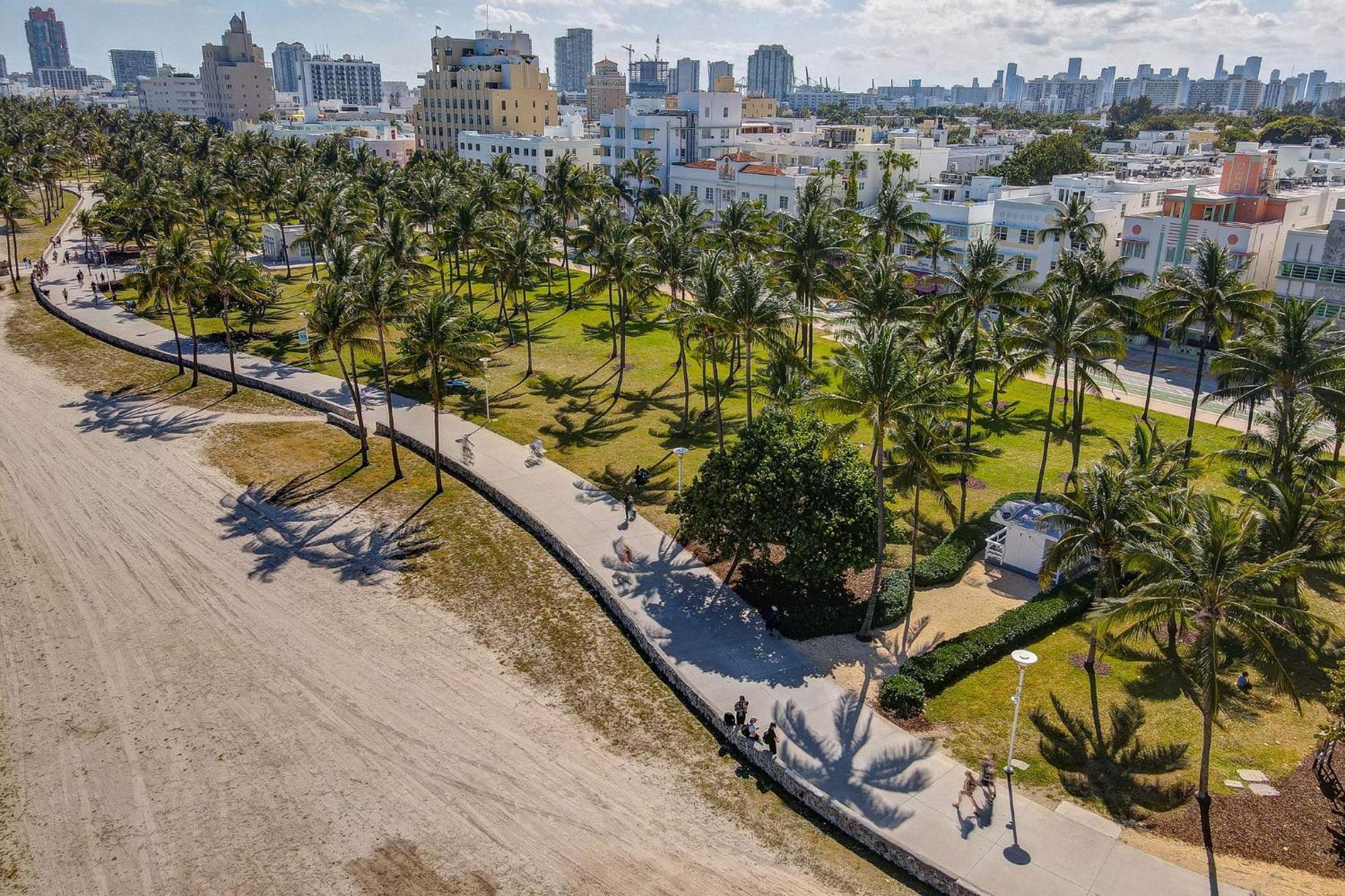 Ocean Drive Deco Apt W/2 Queen Beds, Steps 2 Beach Miami Beach Exterior photo