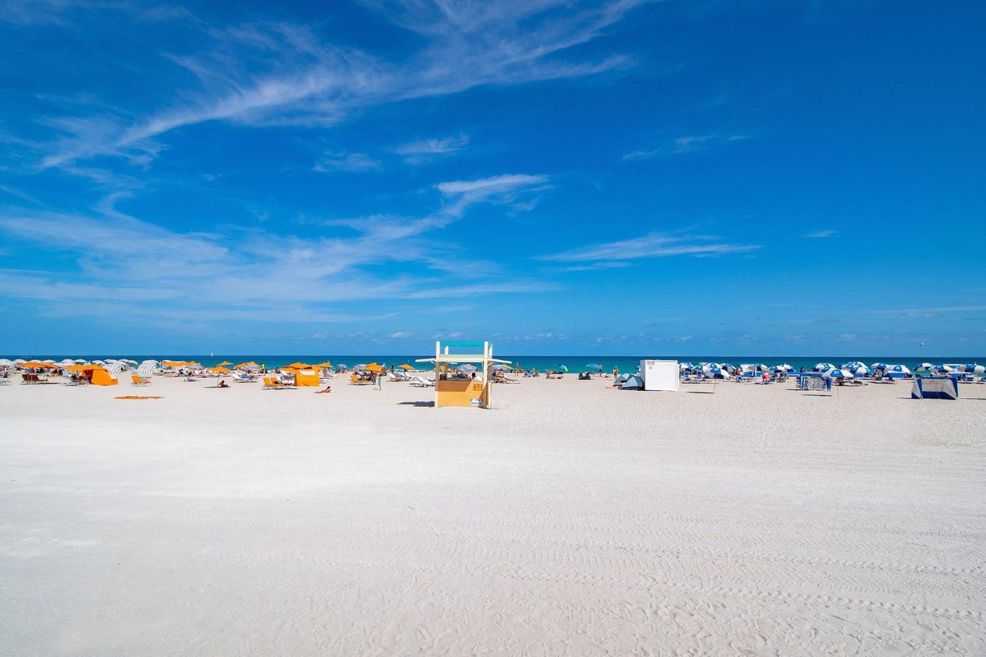 Ocean Drive Deco Apt W/2 Queen Beds, Steps 2 Beach Miami Beach Exterior photo
